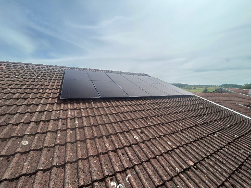 installation de panneaux photovoltaïques 4,5kwc Gemmelaincourt